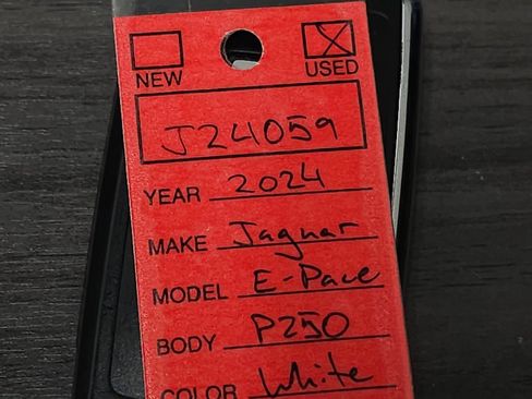 Used 2024 Jaguar E-PACE R-Dynamic SE image 39