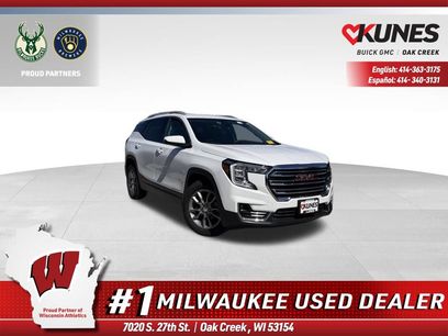 Used 2024 GMC Terrain SLT