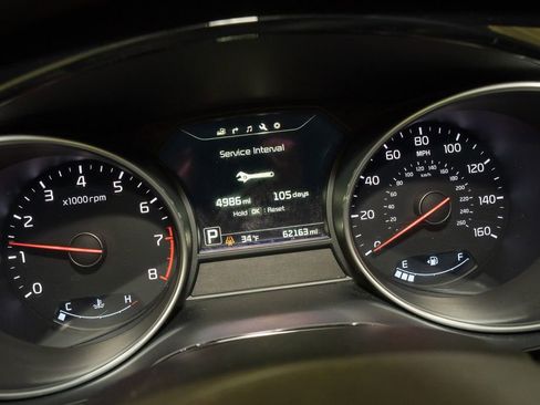 Used 2015 Kia Sedona SX image 19