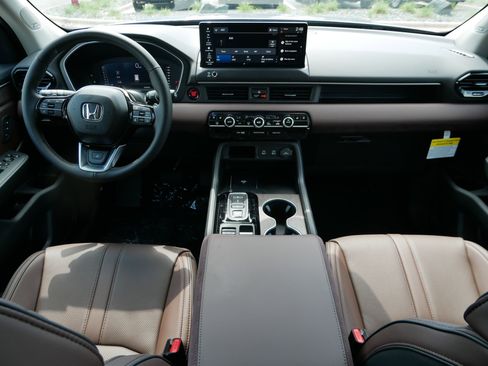 New 2026 Honda Pilot Elite image 10
