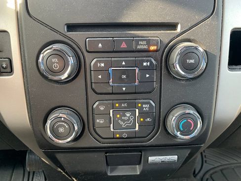 Used 2013 Ford F150 XLT w/ Luxury Equipment Group AWD/4WD image 26
