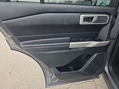 Used 2023 Ford Explorer XLT w/ Equipment Group 202A image 28