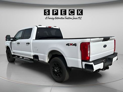 Used 2024 Ford F350 XLT AWD/4WD image 3