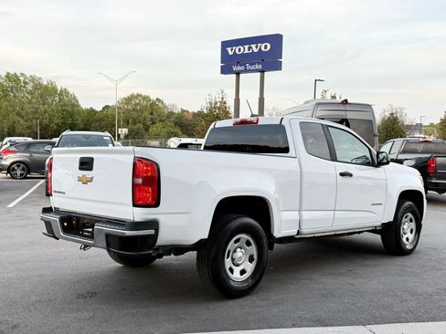 Used 2017 Chevrolet Colorado W/T w/ WT Convenience Package RWD image 10