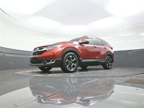 Used 2017 Honda CR-V Touring image 11
