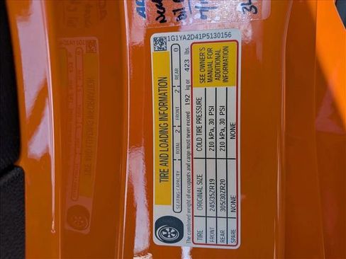 Used 2023 Chevrolet Corvette Stingray Coupe w/ 1LT image 22