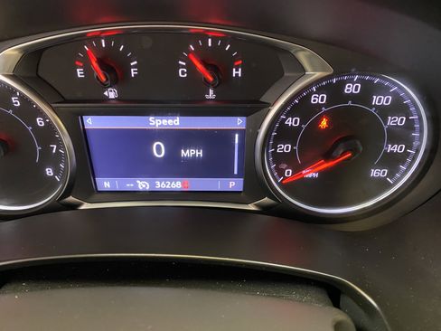 Used 2023 GMC Terrain AT4 image 37