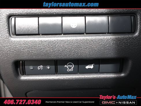 Used 2025 Nissan Rogue SV AWD/4WD image 24