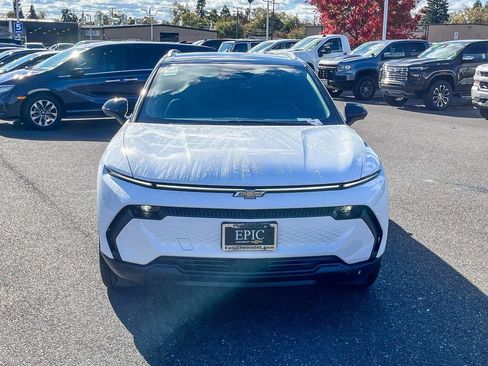 New 2026 Chevrolet Equinox EV LT image 6