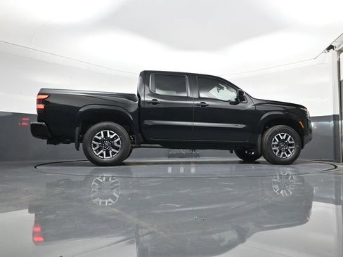 New 2026 Nissan Frontier SV w/ All-Weather Content Package image 2
