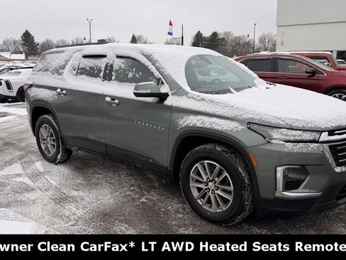 Used 2023 Chevrolet Traverse LT image 35