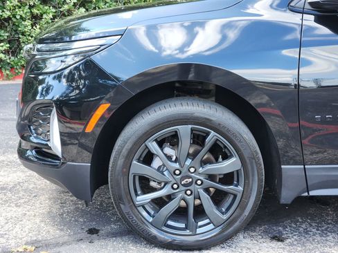 Used 2023 Chevrolet Equinox RS AWD/4WD image 8