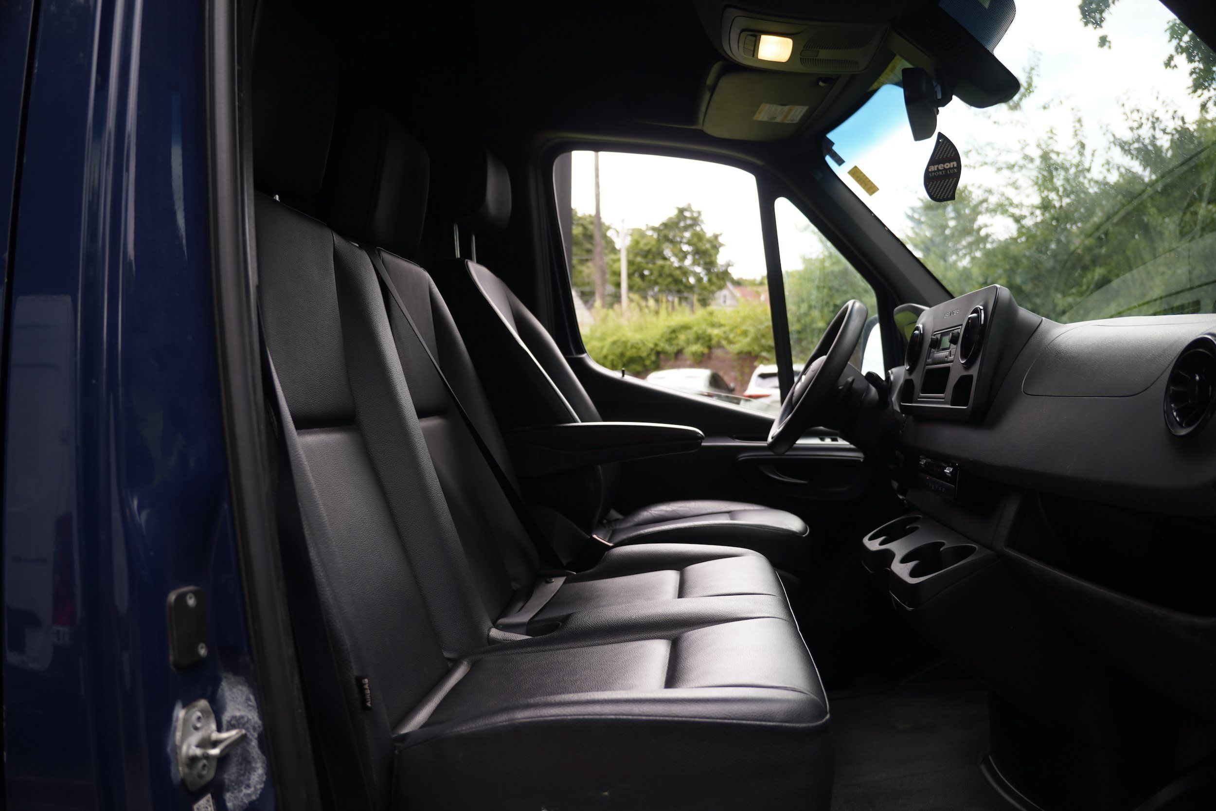 Used 2021 Mercedes-Benz Sprinter 1500 image 22
