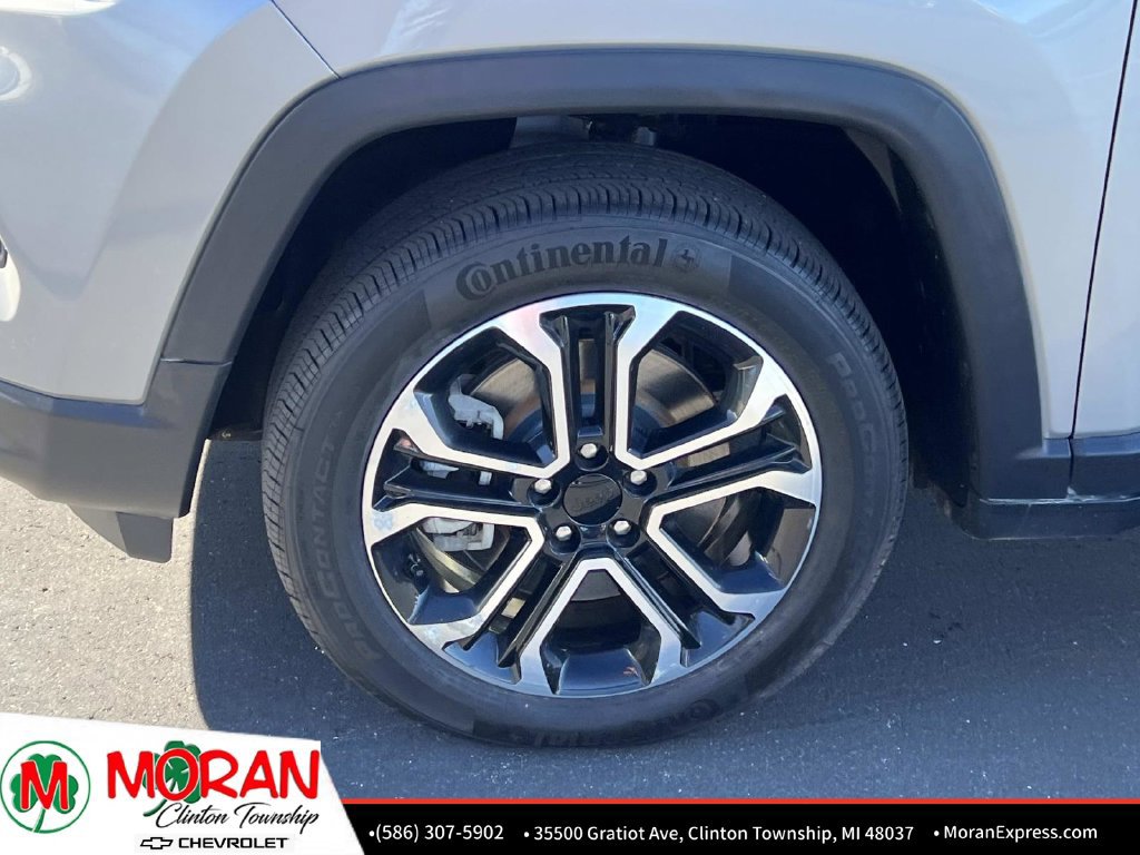 Used 2023 Jeep Compass Limited AWD/4WD image 10