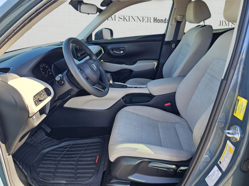 Certified 2023 Honda HR-V LX image 16