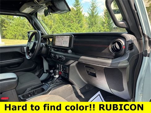Used 2024 Jeep Wrangler Unlimited Rubicon image 29