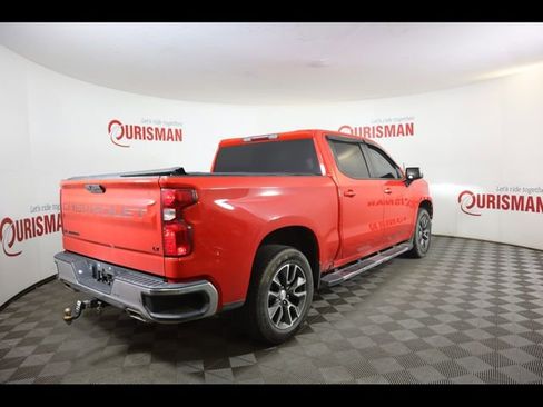 Used 2021 Chevrolet Silverado 1500 LT AWD/4WD image 7