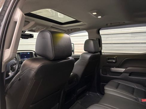 Used 2017 Chevrolet Silverado 2500 LTZ image 23