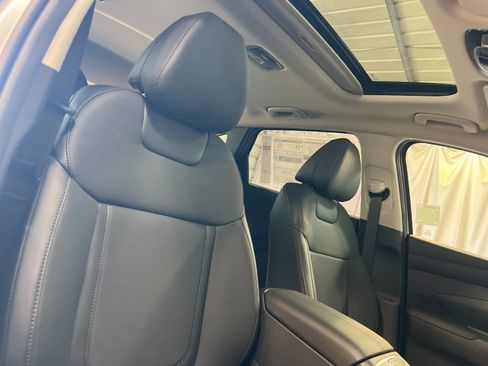 New 2025 Hyundai Tucson SEL image 17