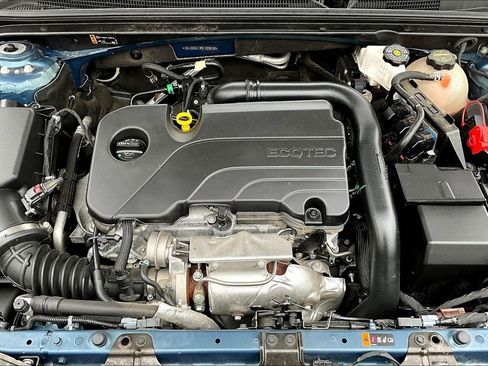 Used 2024 Chevrolet Malibu LT image 28