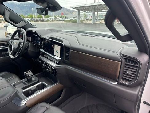Certified 2024 Chevrolet Silverado 1500 High Country w/ High Country Premium Package AWD/4WD image 20