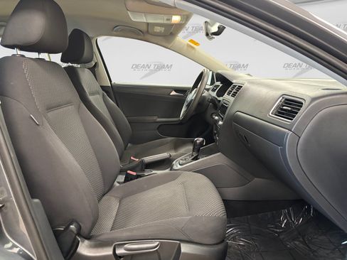 Used 2012 Volkswagen Jetta S FWD image 23