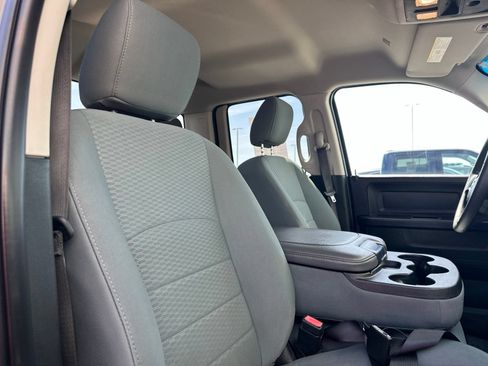 Used 2019 RAM 1500 Express w/ Express Value Package AWD/4WD image 29