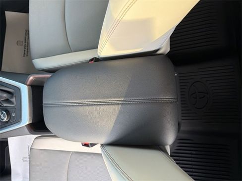 Used 2025 Toyota RAV4 Limited w/ Advanced Technology Package image 25