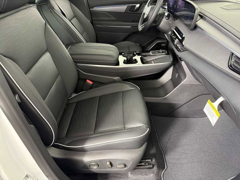 New 2026 Buick Enclave Sport Touring w/ Power Package image 22