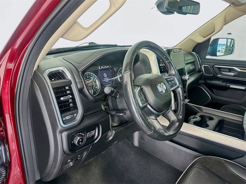 Used 2019 RAM 1500 Laramie image 9