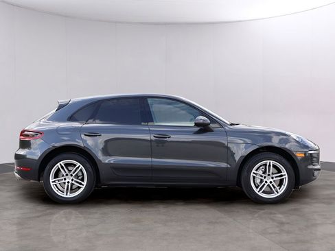 Used 2018 Porsche Macan S image 9