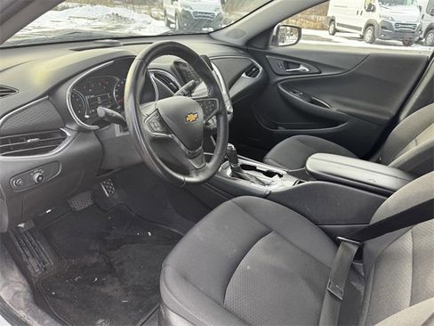 Used 2016 Chevrolet Malibu LT image 23