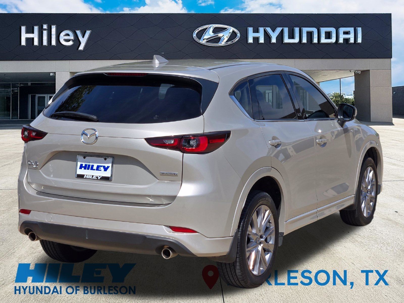 Used 2024 MAZDA CX-5 AWD 2.5 S w/ Premium Plus Pkg image 4