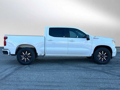 Used 2024 Chevrolet Silverado 1500 RST w/ Z71 Off-Road Package image 8