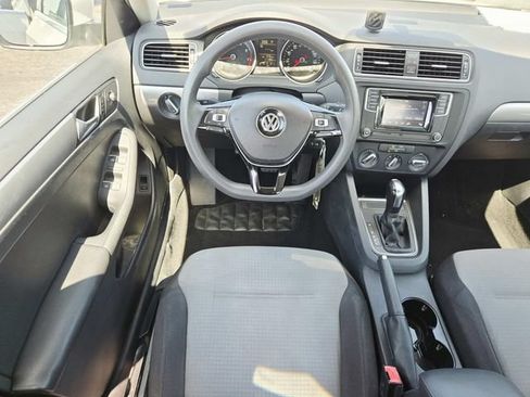 Used 2017 Volkswagen Jetta S FWD image 7