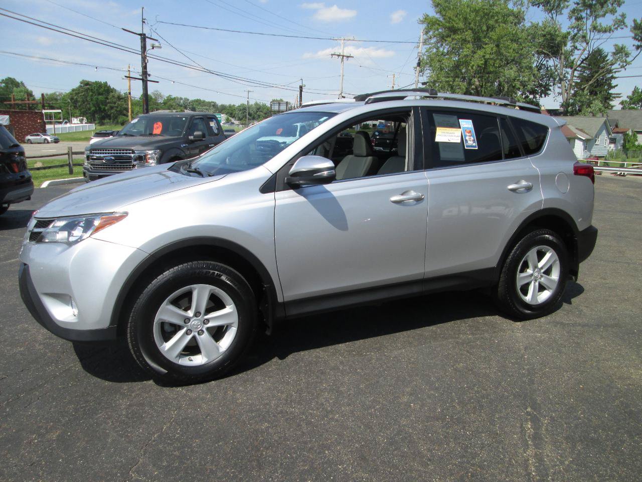 Used 2014 Toyota RAV4 XLE AWD/4WD image 29