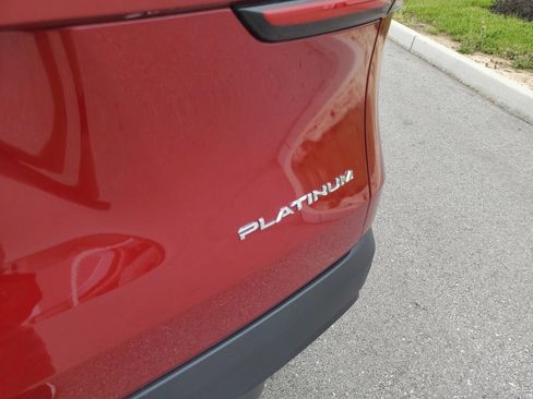 Certified 2024 Toyota Grand Highlander AWD image 8