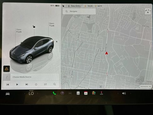 Used 2023 Tesla Model Y Long Range AWD/4WD image 11
