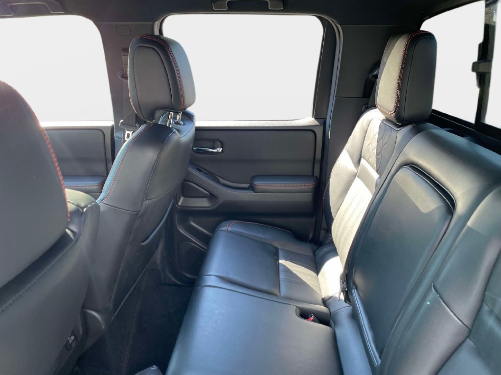 Used 2023 Nissan Frontier PRO-4X w/ Pro-4X Premium Package AWD/4WD image 16