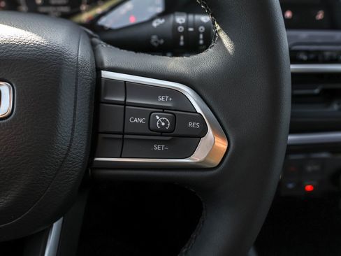 New 2026 Jeep Compass Latitude image 23