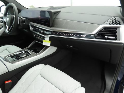 Used 2026 BMW X5 xDrive40i image 18