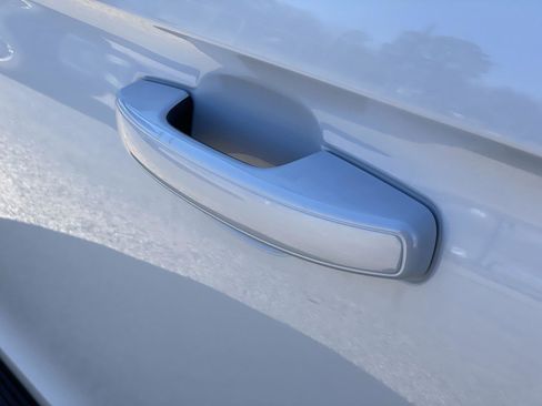 New 2025 Ford Expedition Active image 35