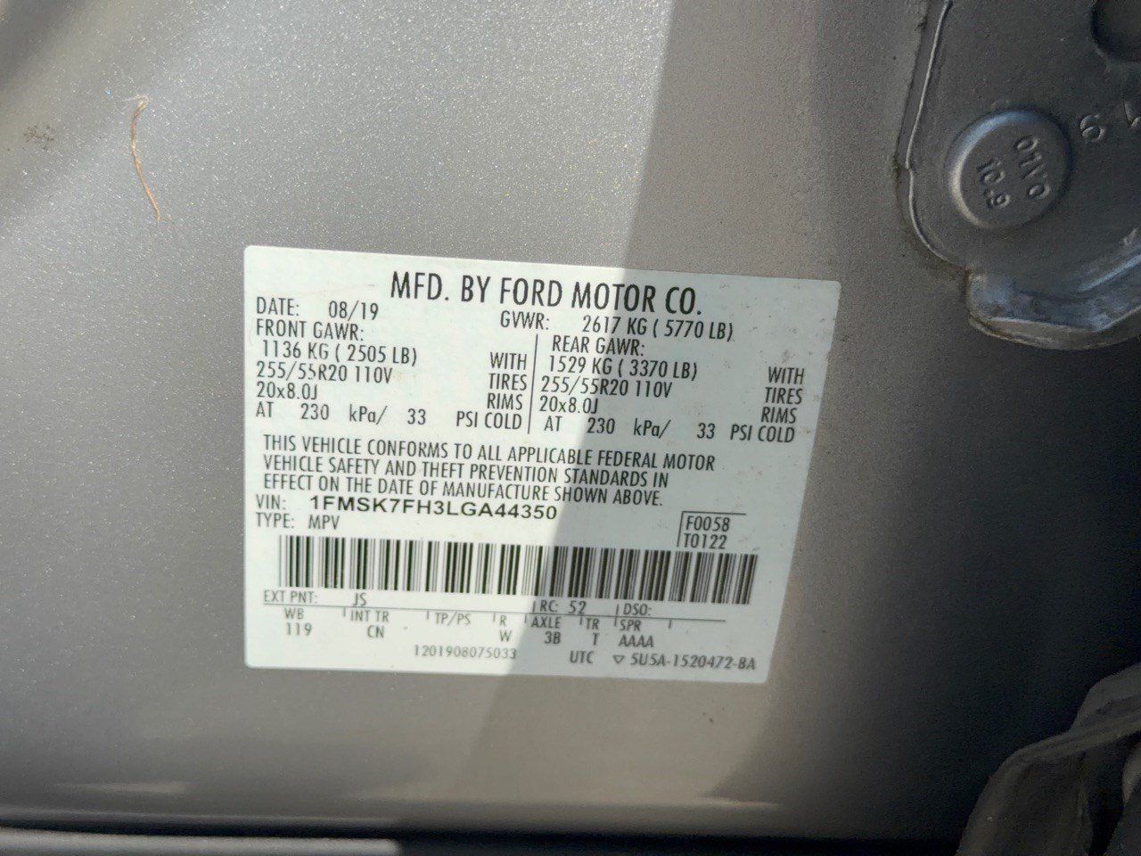 Used 2020 Ford Explorer Limited w/ Class III Trailer Tow Package RWD image 31
