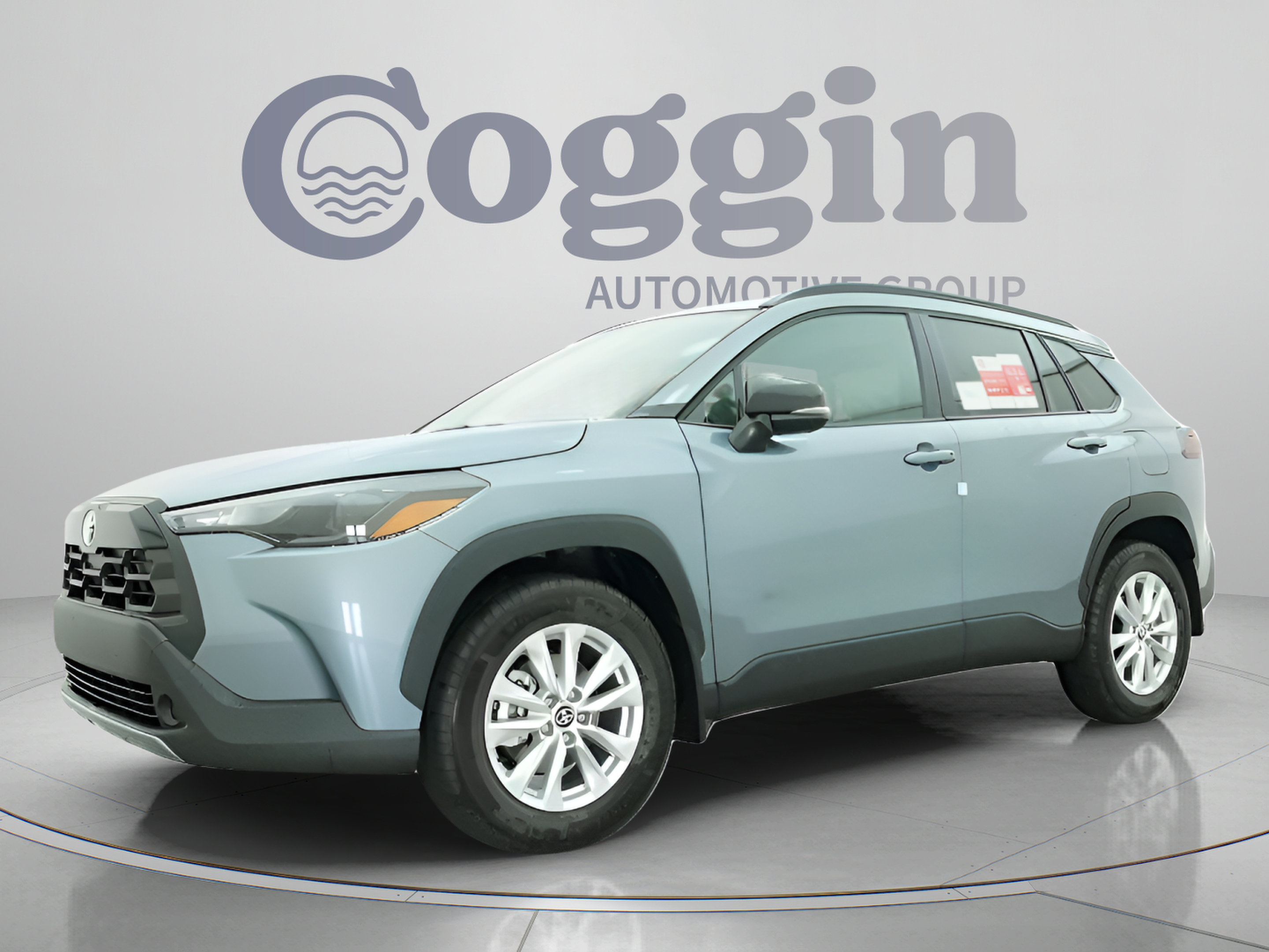 New 2026 Toyota Corolla Cross LE w/ Moonroof Package FWD image 2