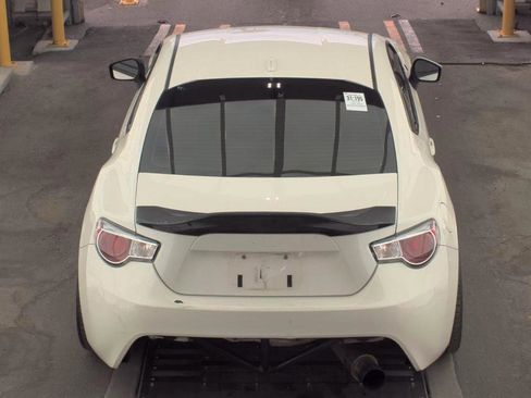 Used 2015 Scion FR-S 2DR COUPE image 3