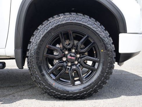 Used 2021 GMC Sierra 1500 Elevation w/ Preferred Package AWD/4WD image 42