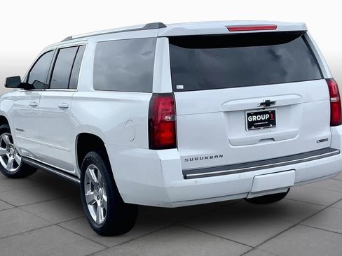 Used 2017 Chevrolet Suburban Premier RWD image 12
