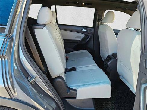 Used 2021 Volkswagen Tiguan SE R-Line image 22