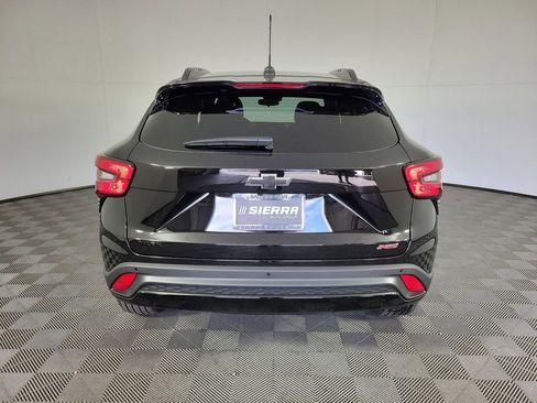 New 2026 Chevrolet Trax RS w/ Sunroof Package FWD image 5