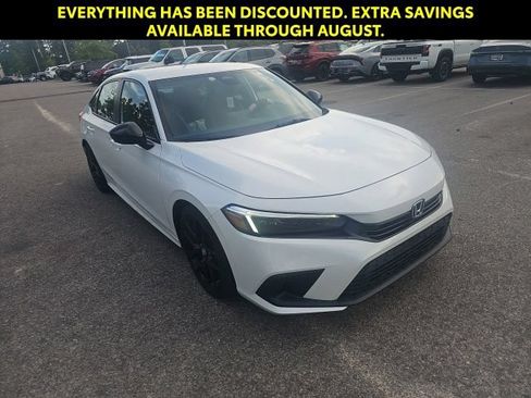 Used 2022 Honda Civic Sport image 3
